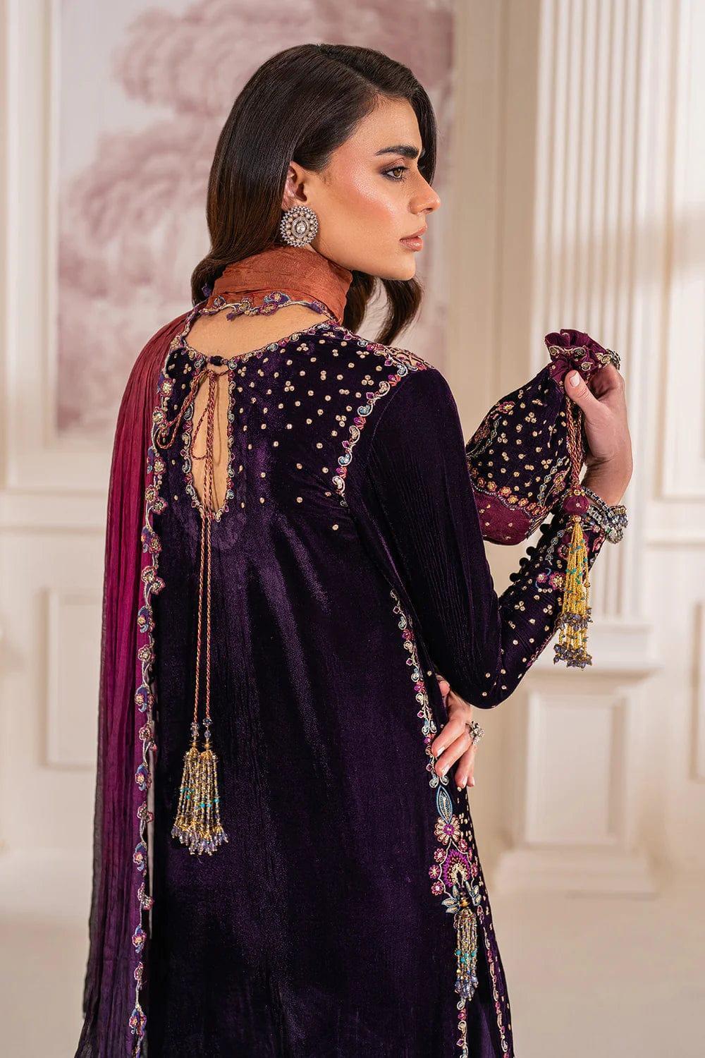 Baroque Formals Luxury Velvet Collection Unstitched UF - 748 - 3 pieces Velvet - Zainabjees