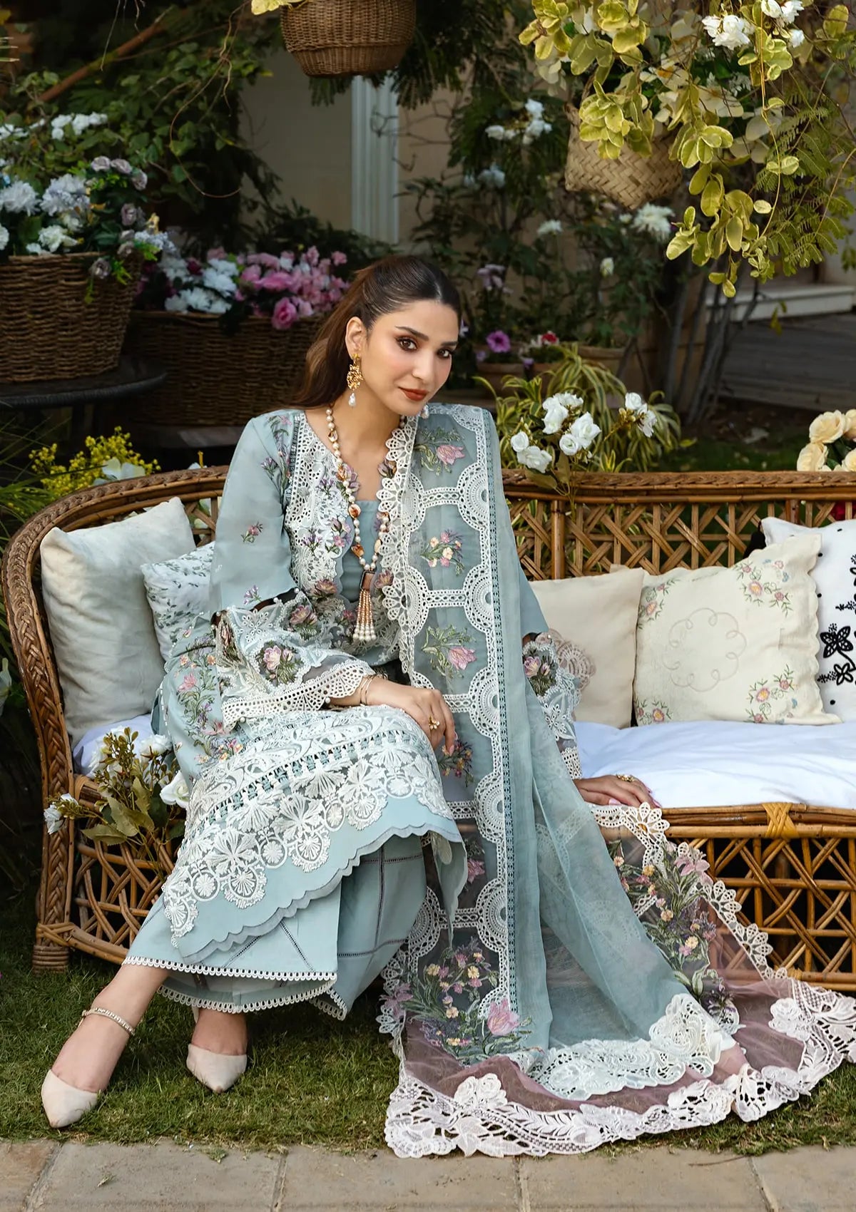 Elaf Luxury Premium Embroidered Lawn Unstitched Collection Samaa