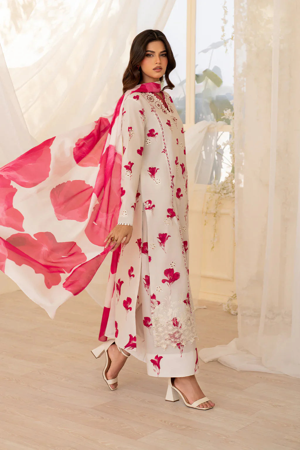 Iznik Premium Lawn Embroidered Collection Unstitched Floral Affair UE-443.