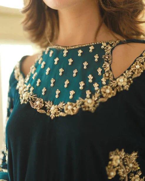 Afrozeh Luxury Velvet Collection Unstitched 3 Pieces ZINC Gold - 3 pieces Velvet - Zainabjees