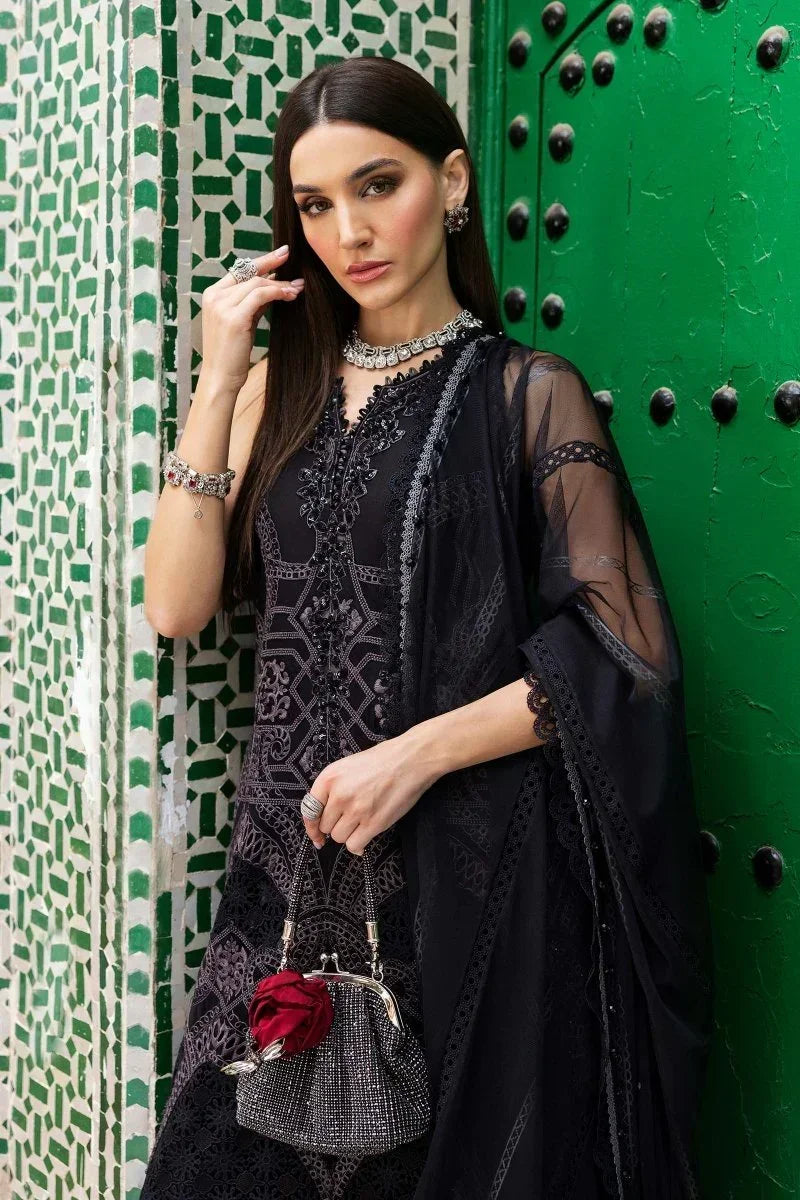 Maria.B Majestic Unstiched 3 Piece Embroidered Lawn D - 2512 - B - 3 Pieces Lawn - Zainabjees