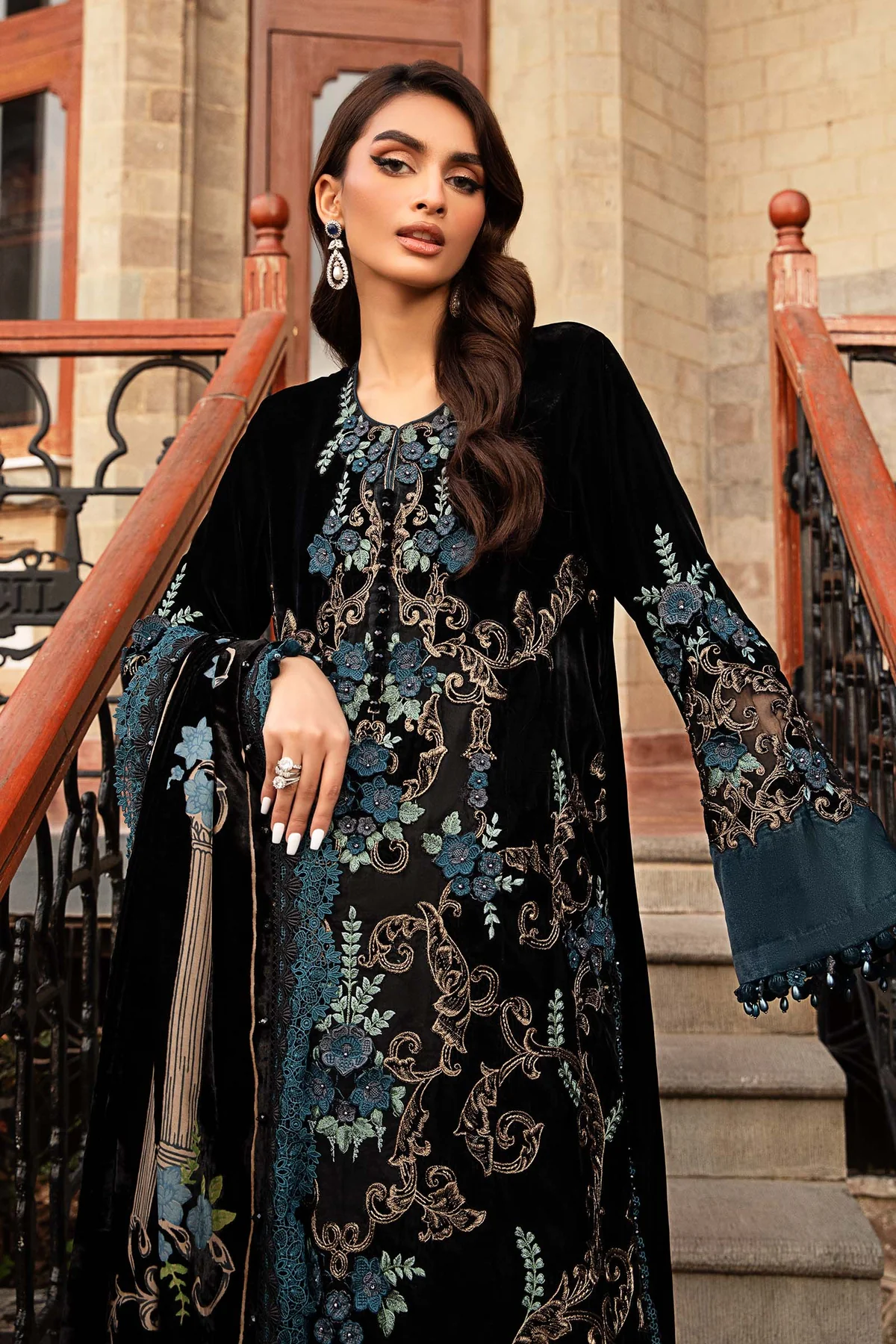 Maria.B Luxury Embroidered Velvet Collection Unstitched With Velvet Shawl