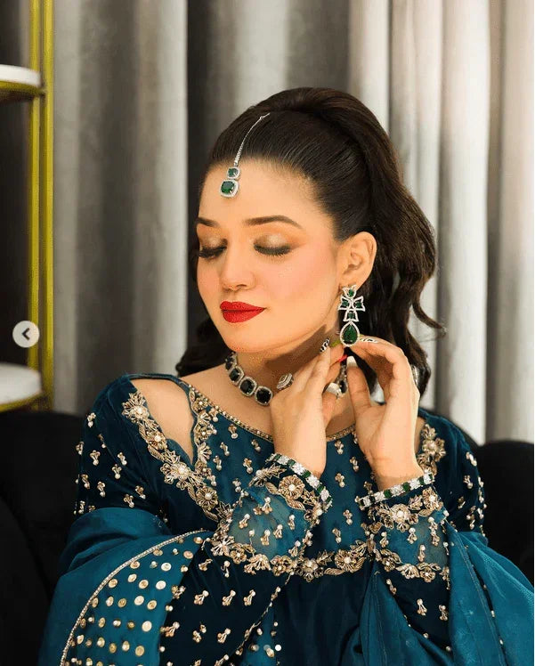 Afrozeh Luxury Velvet Collection Unstitched 3 Pieces ZINC Gold - 3 pieces Velvet - Zainabjees