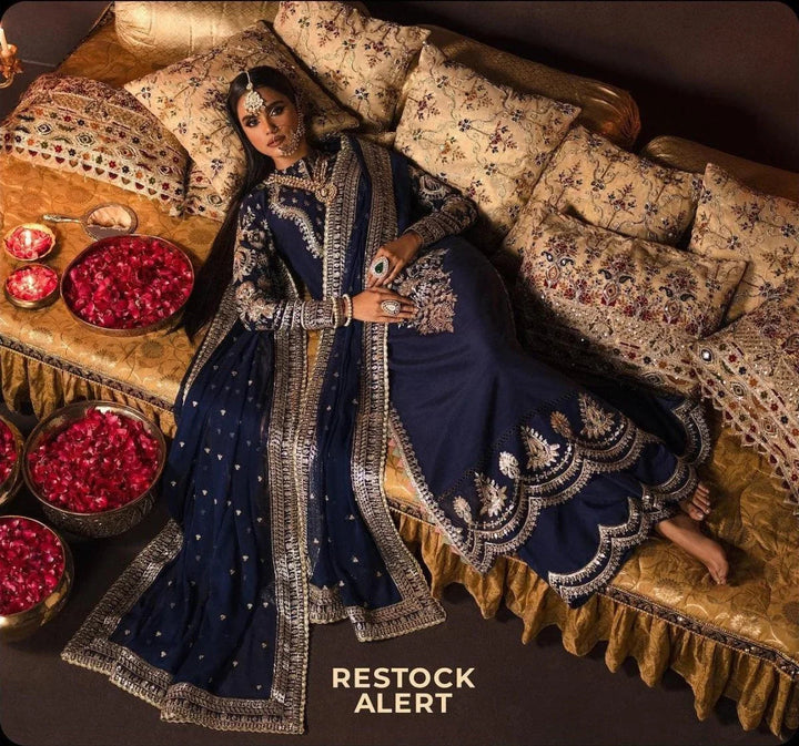 Afrozeh Divani Velvet Collection 3 Pieces Unstitched Maya Luxury Collection - 3 pieces Velvet - Zainabjees